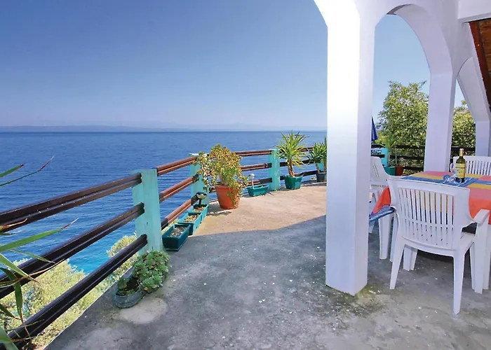 Holiday Home Blaca Bb II Semesterbostad *