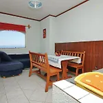 Vikendica Holiday Home Blaca Bb II