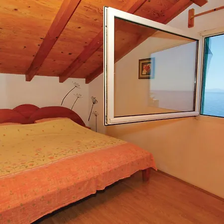 Nice Home In Smokvica With Kitchen * Prigradica